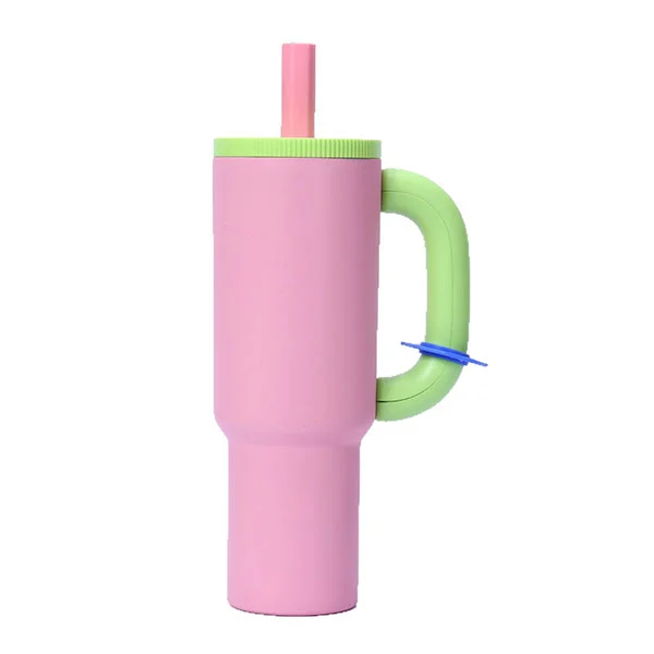 40oz Fholús Cruach Dhosmálta Inslithe Tumblers Taistil le Láimhseáil agus Tuí