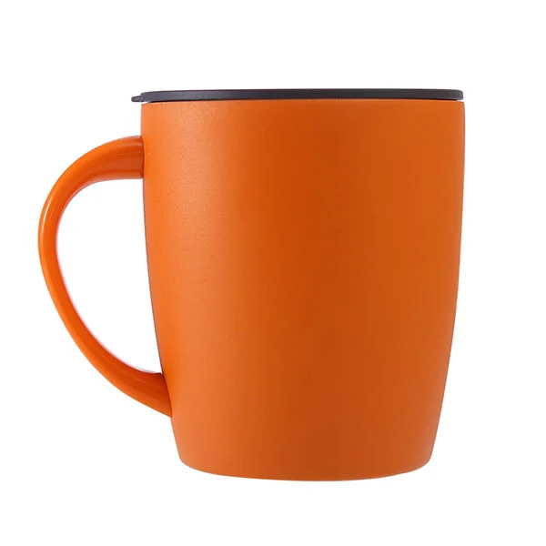 Mug caife cruach dhosmálta le clúdach